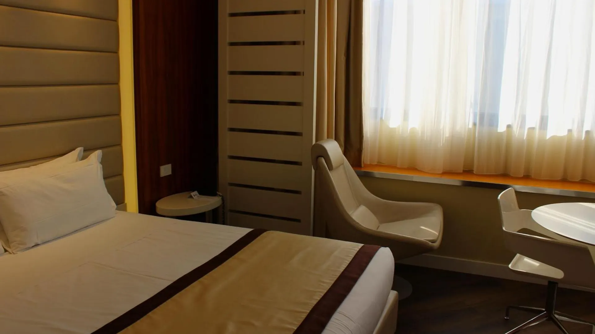 Best Western Mirage Hotel Fiera باديرنو دونيانو
