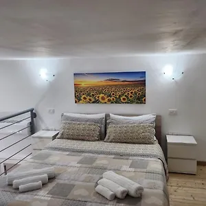https://il-cortile-della-patrona.sicilyhotelsitaly.net